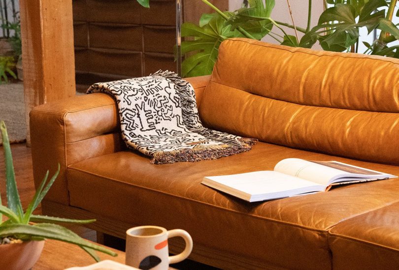 12 Modern Housewarming Gifts That Every New Homeowner Will Appreciate